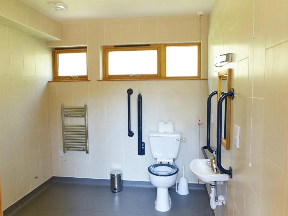 Blackwood Forest Cabins - Forest Holidays Popham Luaran gambar